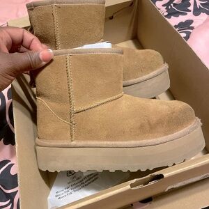 Kids Classic Mini Platform Uggs for girls